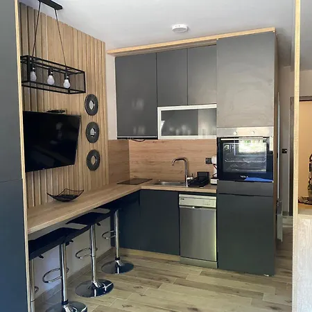 아파트 Lana Lux Milmari 카파오닉