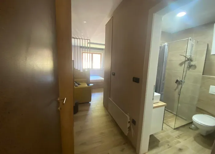 Lana Lux Milmari Апартаменты *