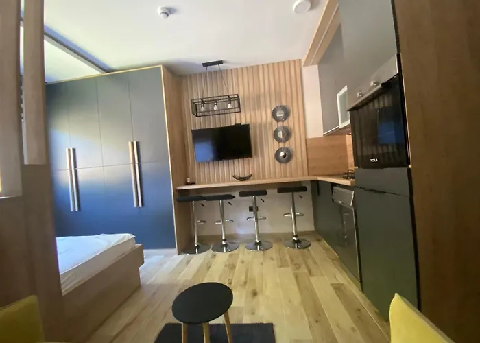 Апартаменты Lana Lux Milmari *