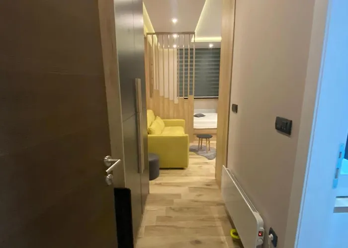 Апартаменты Lana Lux Milmari *